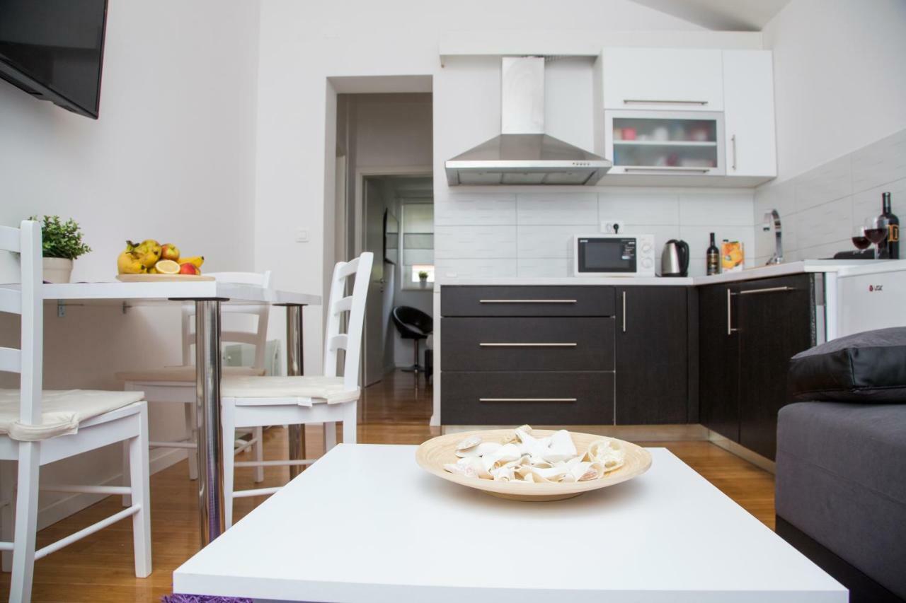 Apartment Victoria *